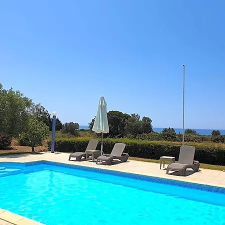 Monambeles 4*