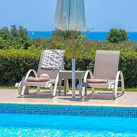 Hotel Monambeles Dilináta