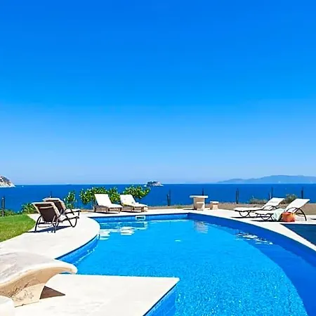 Monambeles Hotel