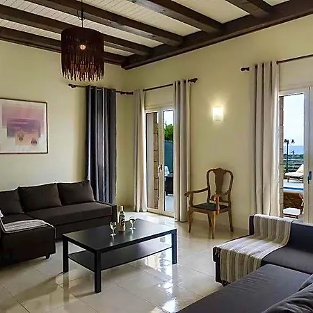 Hotel Monambeles 3*